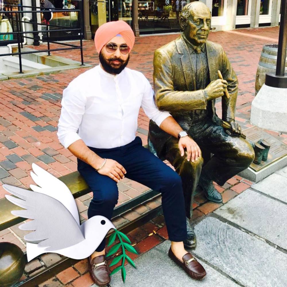 Meet your Posher, Paramjit